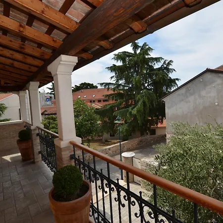 Casa Degli Artisti 罗维尼