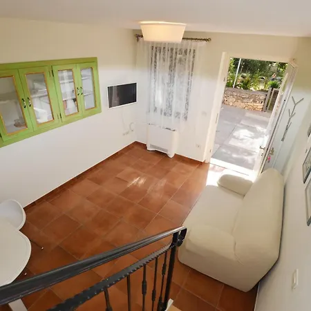 Casa Degli Artisti * 罗维尼